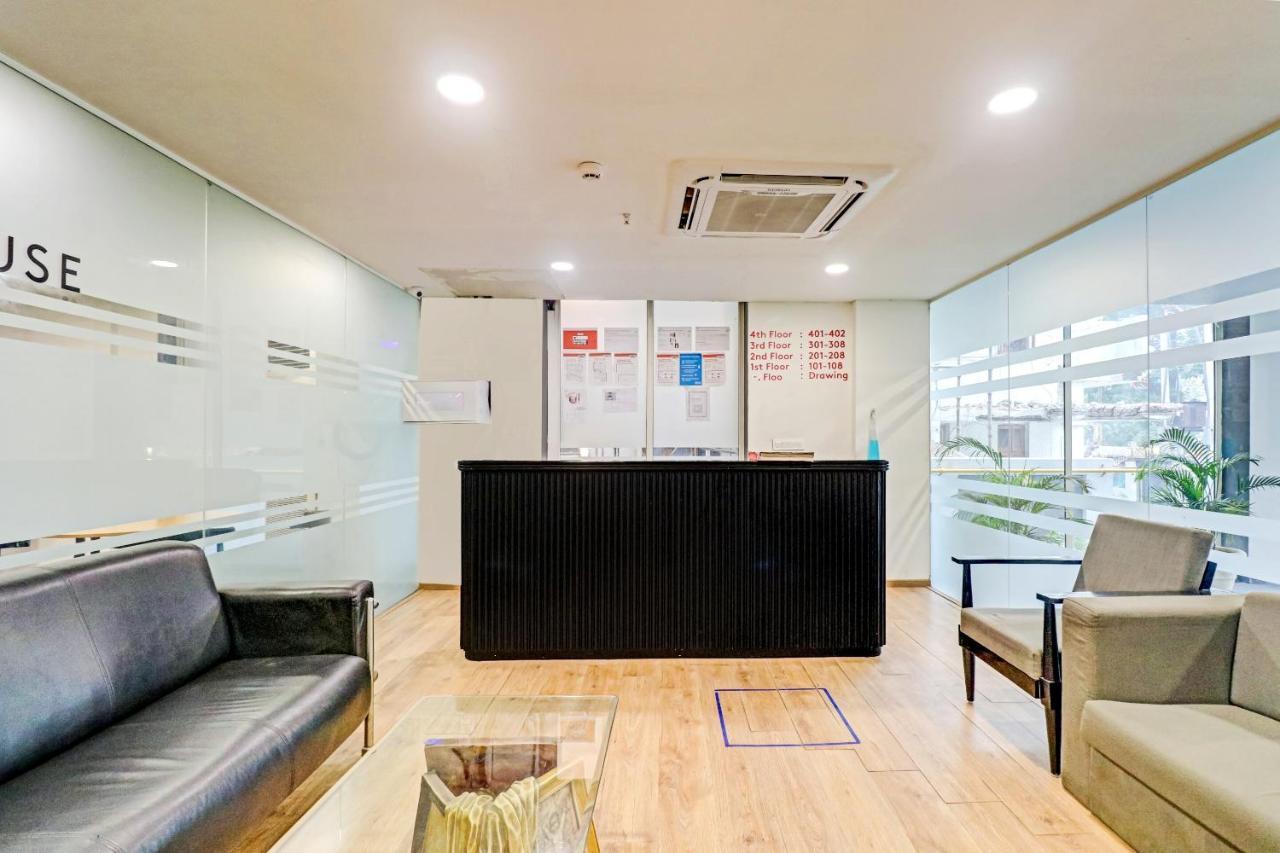 ホテル Townhouse Sector 30 Near Botanic Garden Of Indian Republic ノイダ エクステリア 写真
