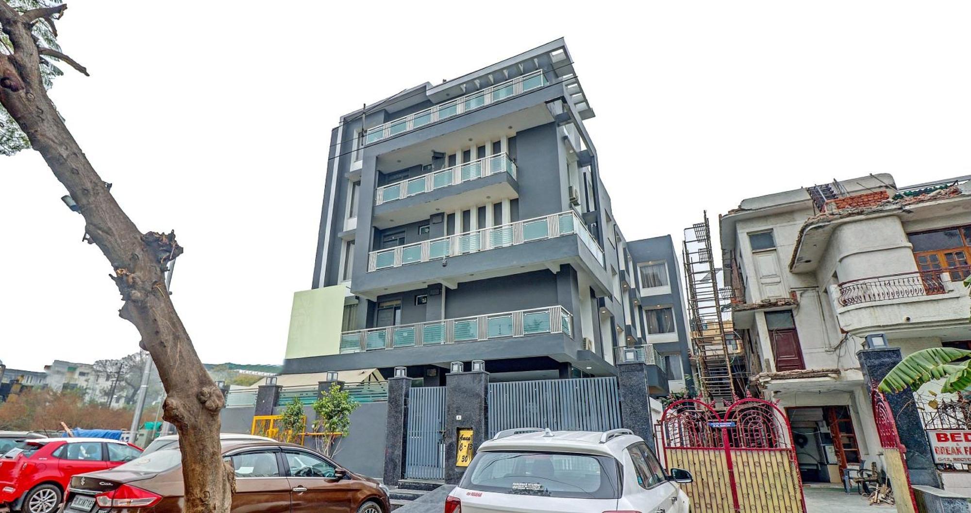 ホテル Townhouse Sector 30 Near Botanic Garden Of Indian Republic ノイダ エクステリア 写真
